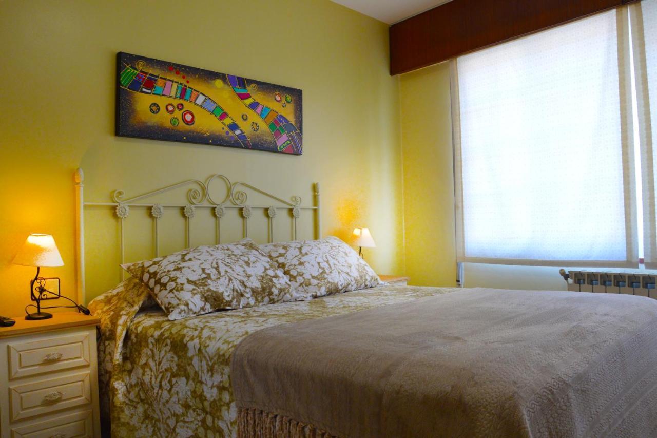 Pension Quilmes Vimianzo ภายนอก รูปภาพ