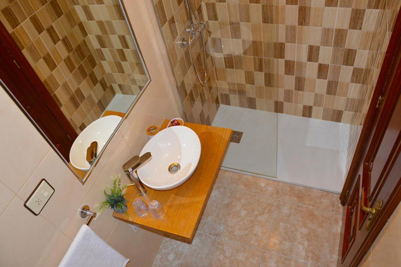 Pension Quilmes Vimianzo ภายนอก รูปภาพ