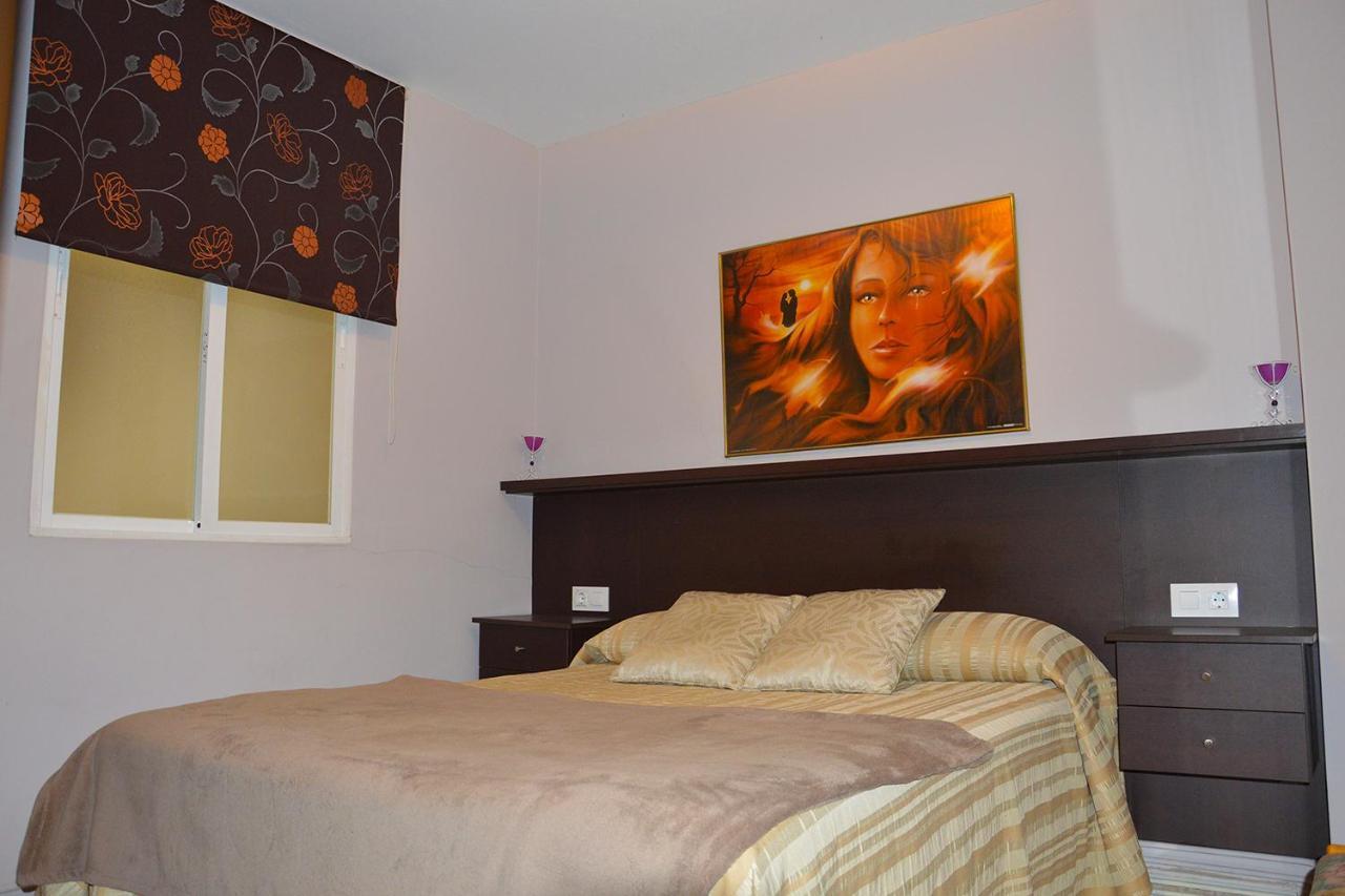 Pension Quilmes Vimianzo ภายนอก รูปภาพ